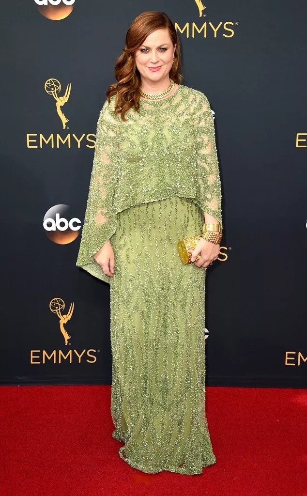 أبرز إطلالات النجمات في حفل Emmy Awards 2016