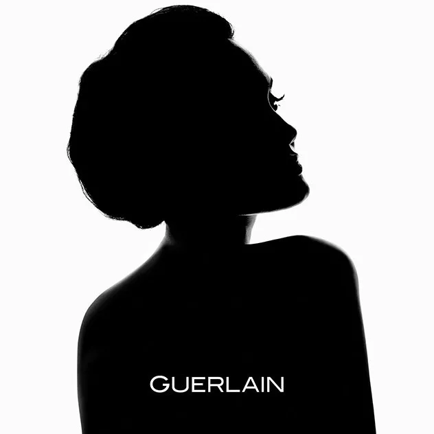 Angelina Jolie أيقونة عطر Guerlain الجديد
