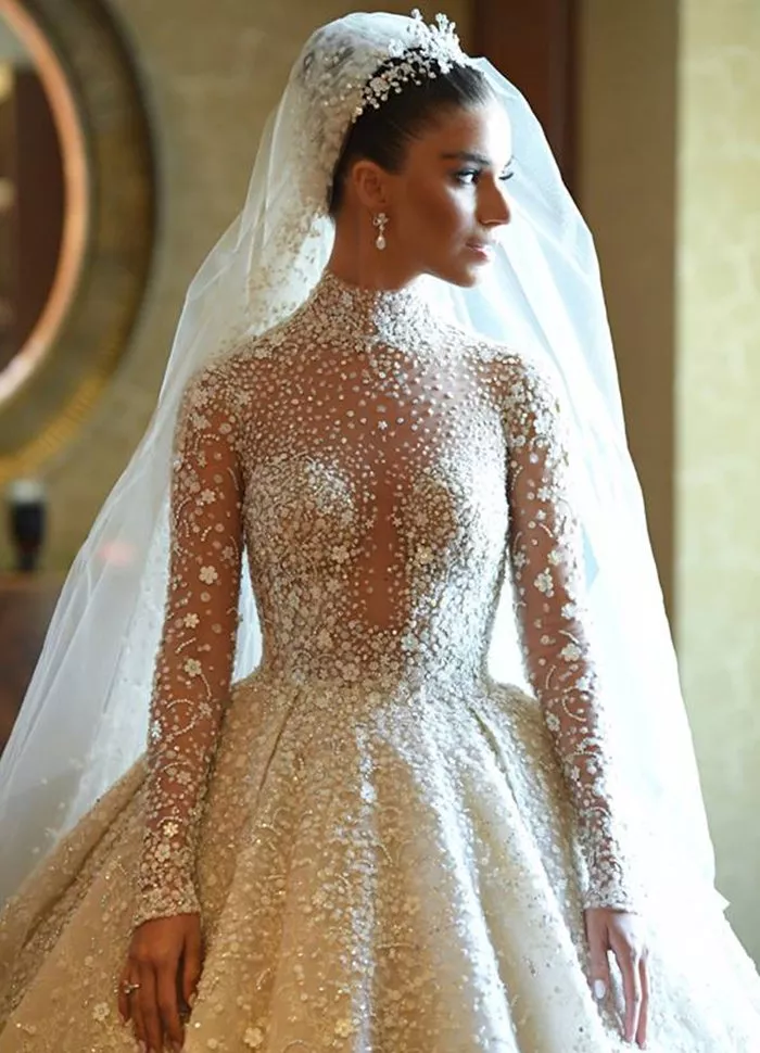 بالصور، حفل زفاف المغنية المصرية لارا اسكندر الأسطوريّ