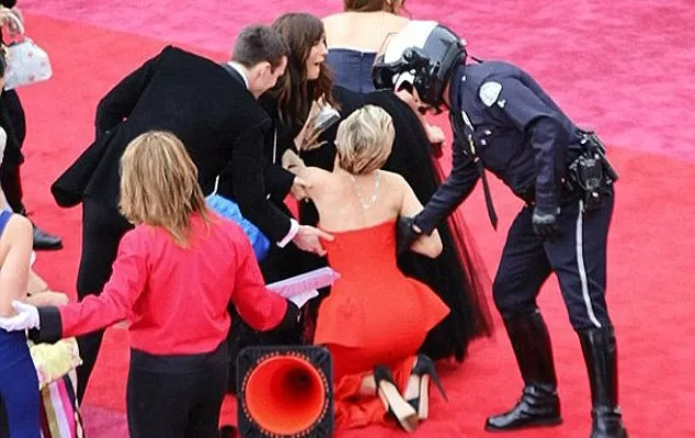 إطلالة Jennifer Lawrence في مدريد تسبّب لها المتاعب