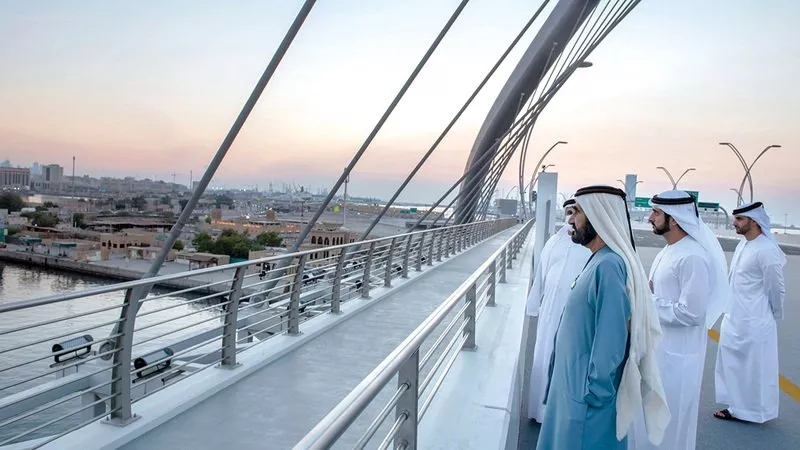 إطلاق جسر إنفينيتي في دبي: مشروع طموح لتقليل وقت السفر