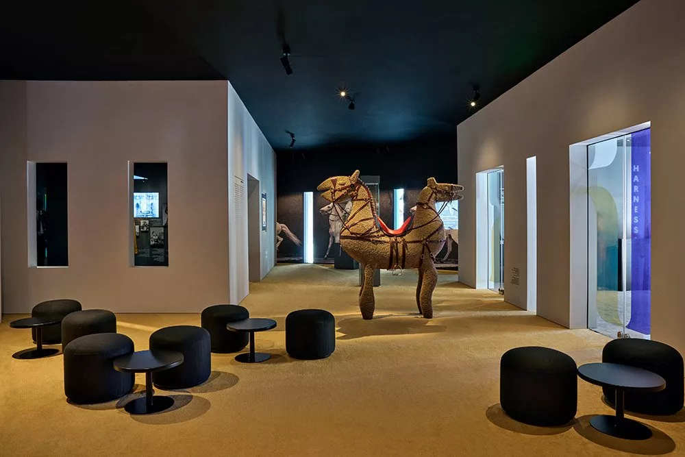 Hermès تطلق معرض Harnessing the Roots في متحف قطر الوطني