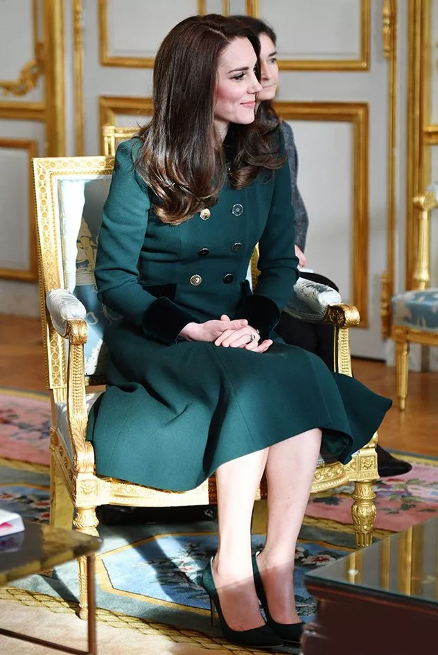 كلّ إطلالات Kate Middleton خلال جولتها في فرنسا لعام 2017