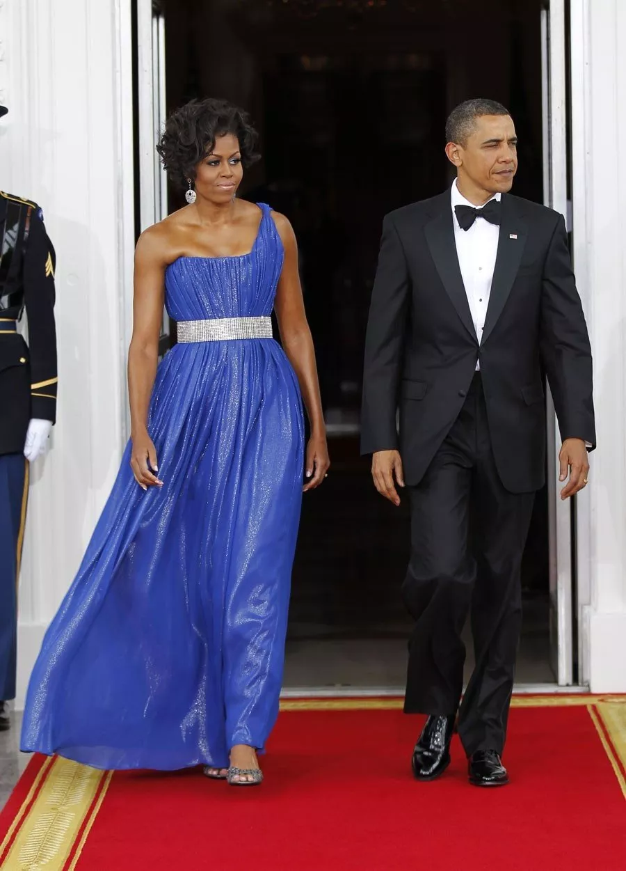 Michelle Obama تشعّ تألّقاً في آخر عشاء رسميّ لها