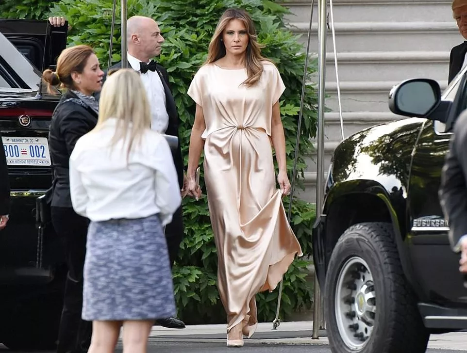 Melania وIvanka Trump تبرهنان أنّهما رائدتان في عالم الموضة في إطلالتين فائقتي الأنوثة