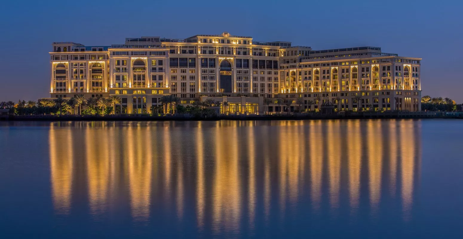 هذه هي أبرز عروض فندق بلازو ڤيرساتشي لإجازة الصيف