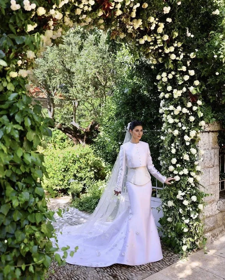 بالصور، ديما الشيخلي تتألّق بلوك راقي في يوم زفافها!