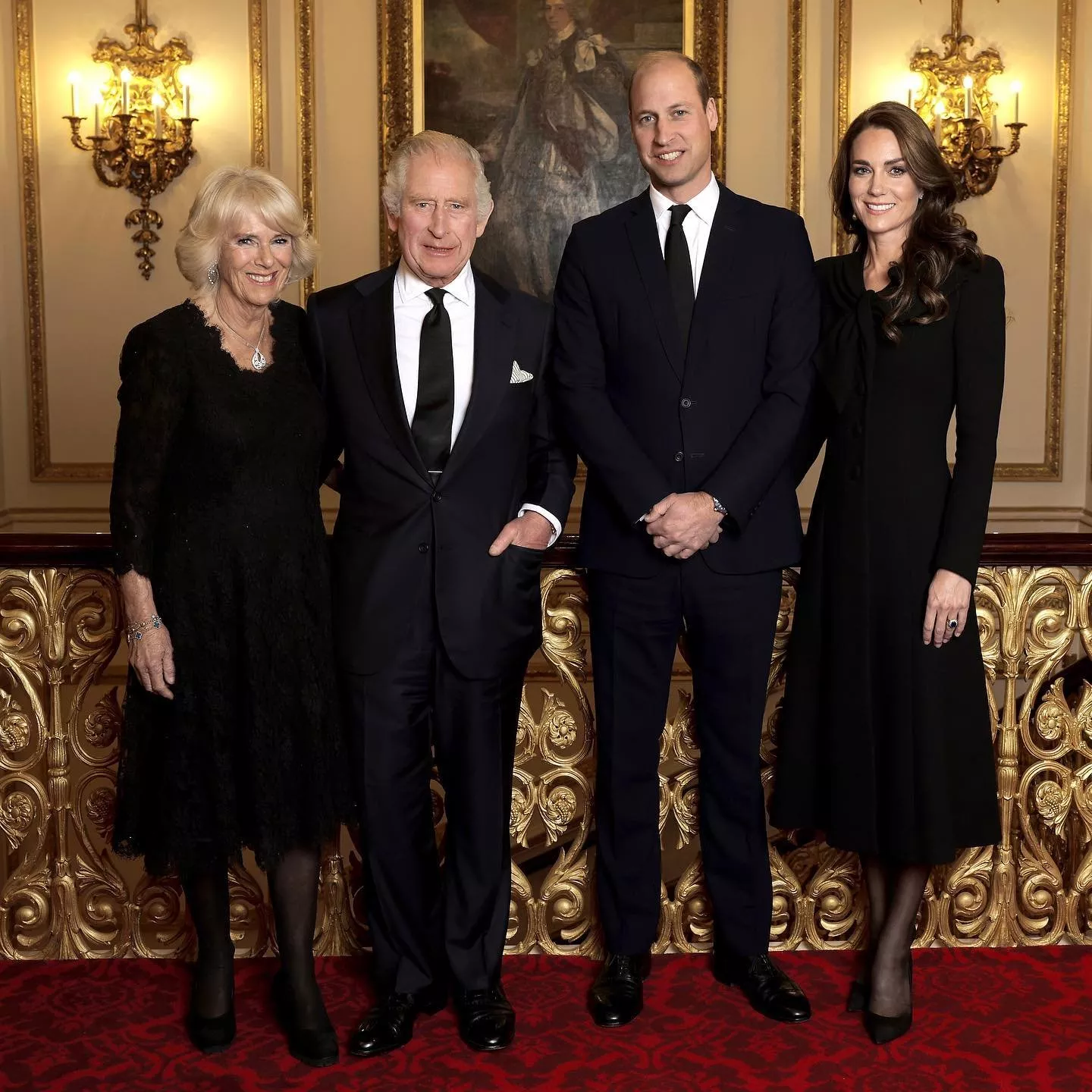 صور رسمية للأمير هاري وميغان ماركل تأتي بعد أول صورة رسمية للعائلة الملكية البريطانية الجديدة