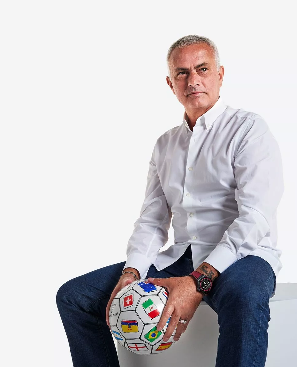 علامة Hublot ضابط الوقت الرسمي لبطولة كأس العالم 2022، تكشف عن حملة Hublot Loves Football
