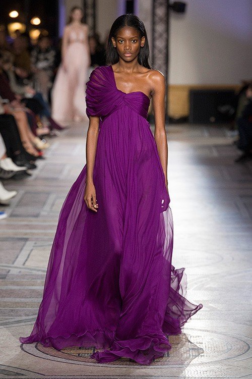 عرض أزياء Giambattista Valli لربيع 2018