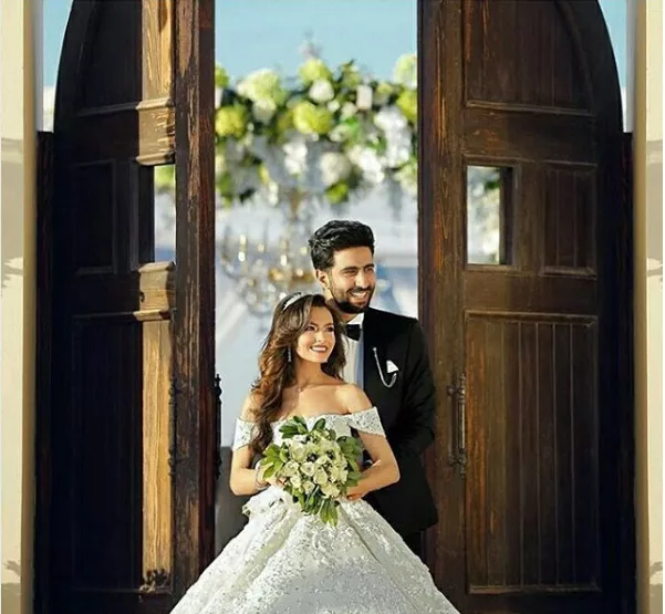 بالصور والفيديو، حفل زفاف النجمة كارمن سليمان من الملحّن المصريّ مصطفى جاد