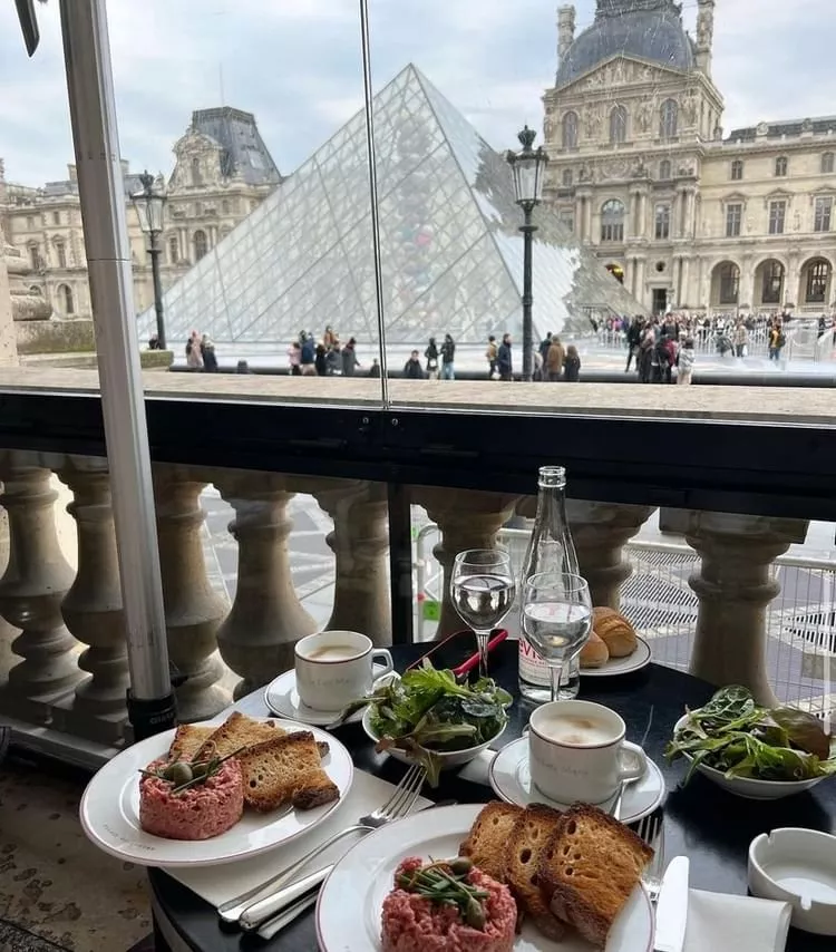 اماكن سياحية في فرنسا برزت في مسلسل ايميلي في باريس، زوريها وعيشي التجربة!