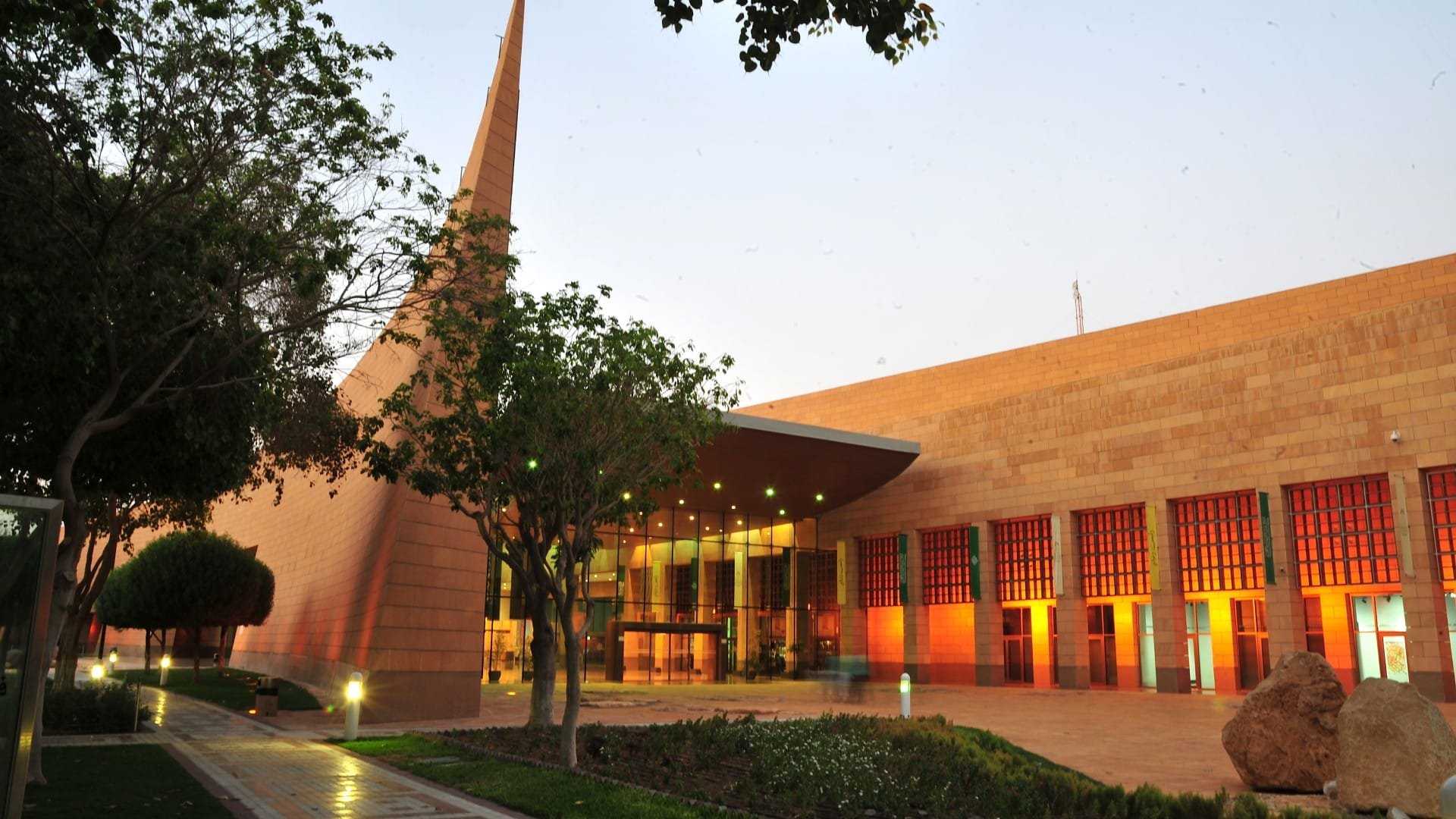 مواعيد زيارة وبرنامج المتحف الوطني السعودي مايو 2022