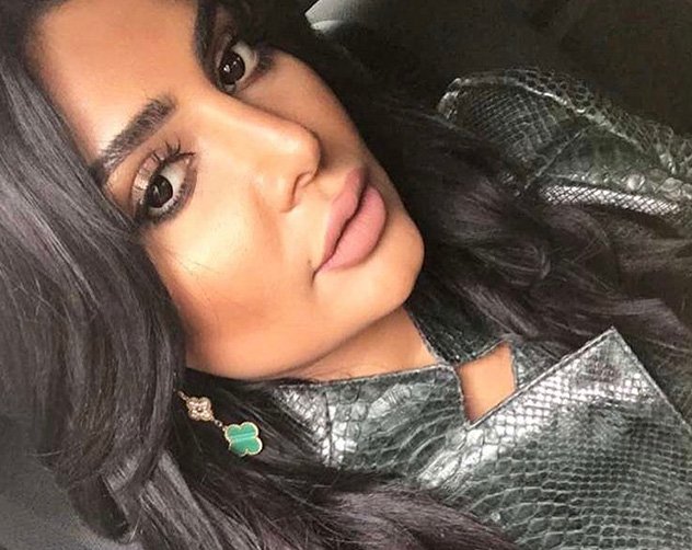 أمل العوضي صور مكياج ناعم وخفيف للجامعة والعمل