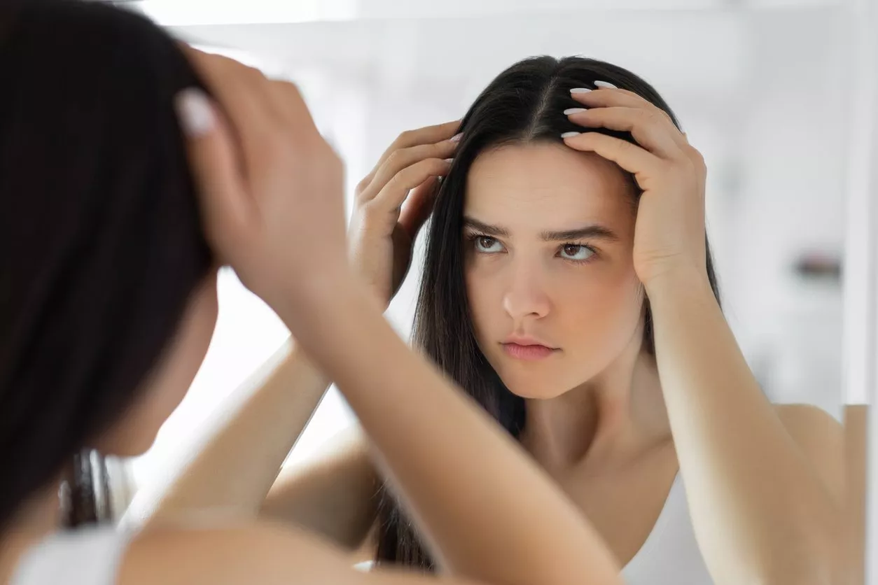 ما الفرق بين الصدفية واكزيما الشعر؟