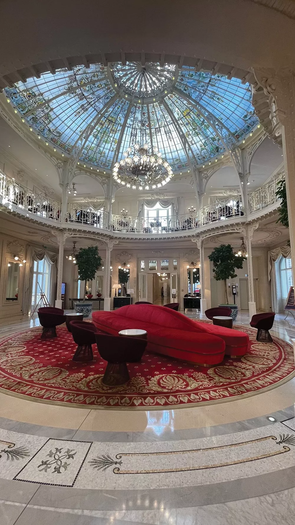 رحلتي إلى فندق Hotel Hermitage: إقامة ملكيّة في مونتي كارلو
