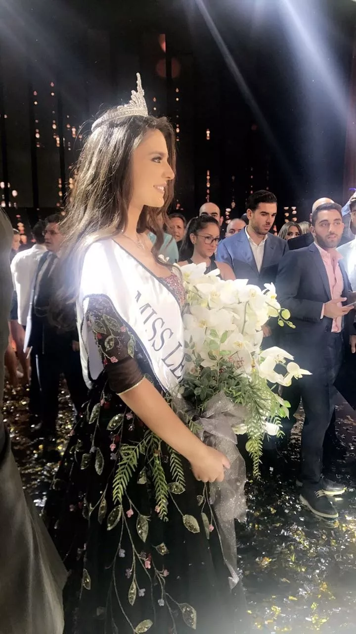 بالصور: بيرلا حلو تتوَّج ملكة جمال لبنان للعام 2017