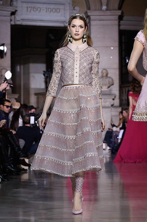 عرض أزياء Georges Hobeika لربيع 2018