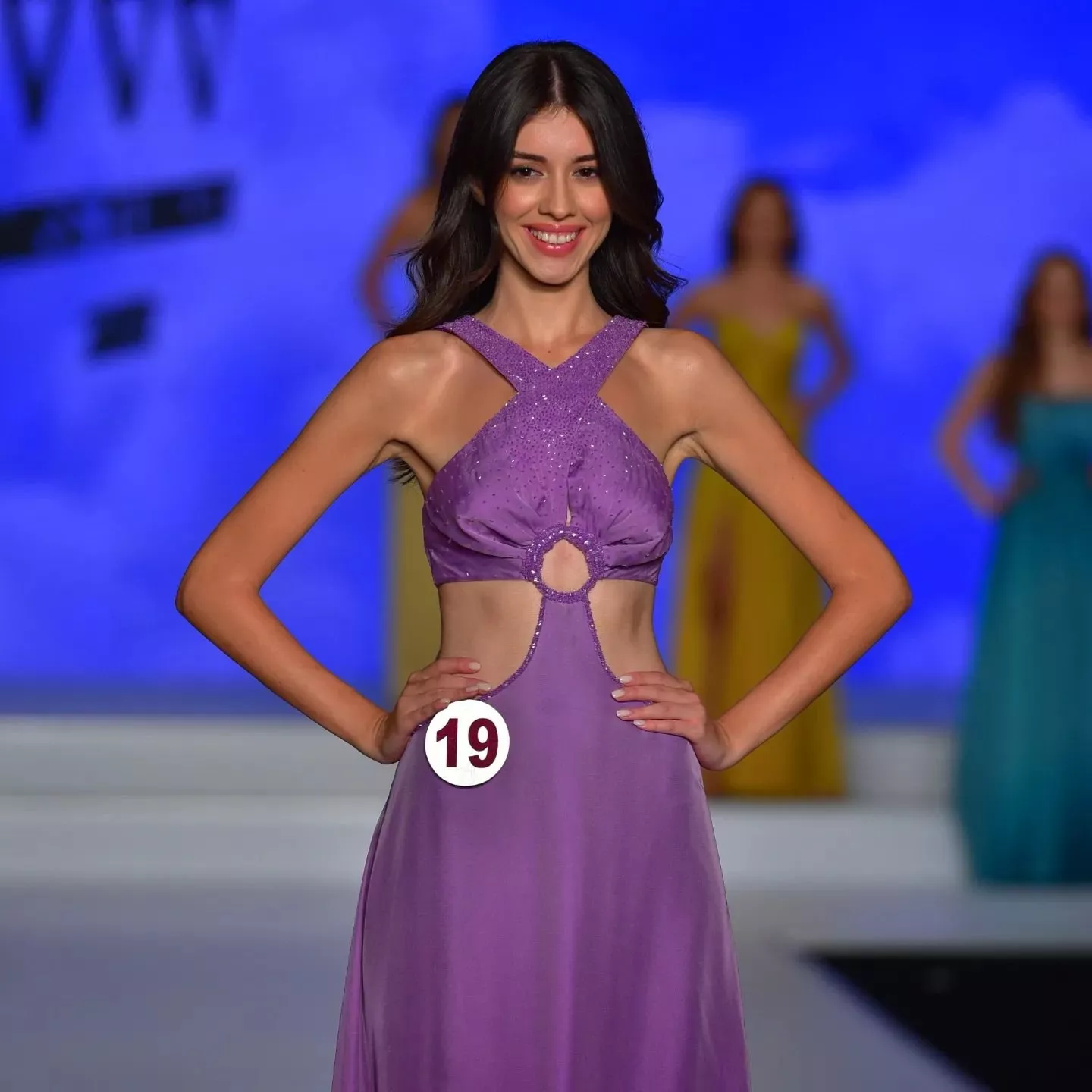نورسينا ساي ملكة جمال تركيا لعام 2022... وهذا ما نعرفه عنها