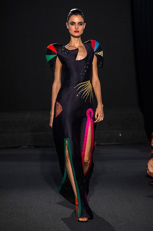 عرض أزياء Ronald Van Der Kemp لربيع 2018