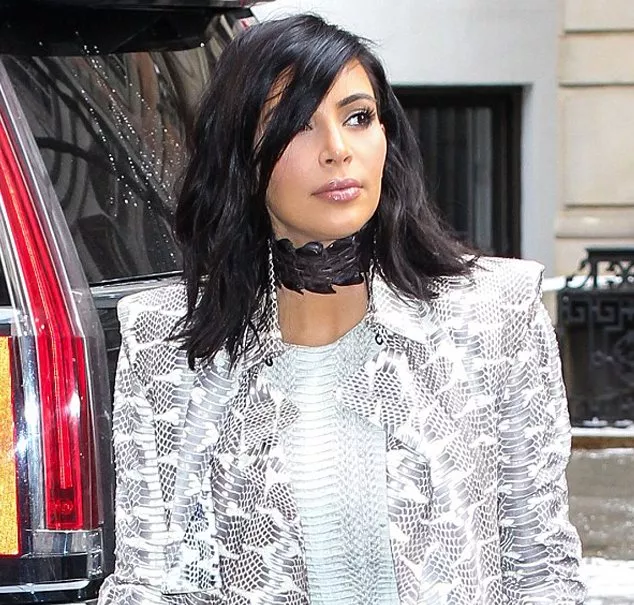 Kim Kardashian تعيد تدوير ملابسها