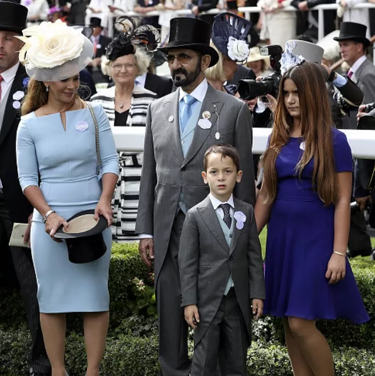 العائلة الملكيّة البريطانيّة وعائلة حاكم إمارة دبي تخطفان الأنظار في اليوم الأوّل من سباق الخيل Royal Ascot