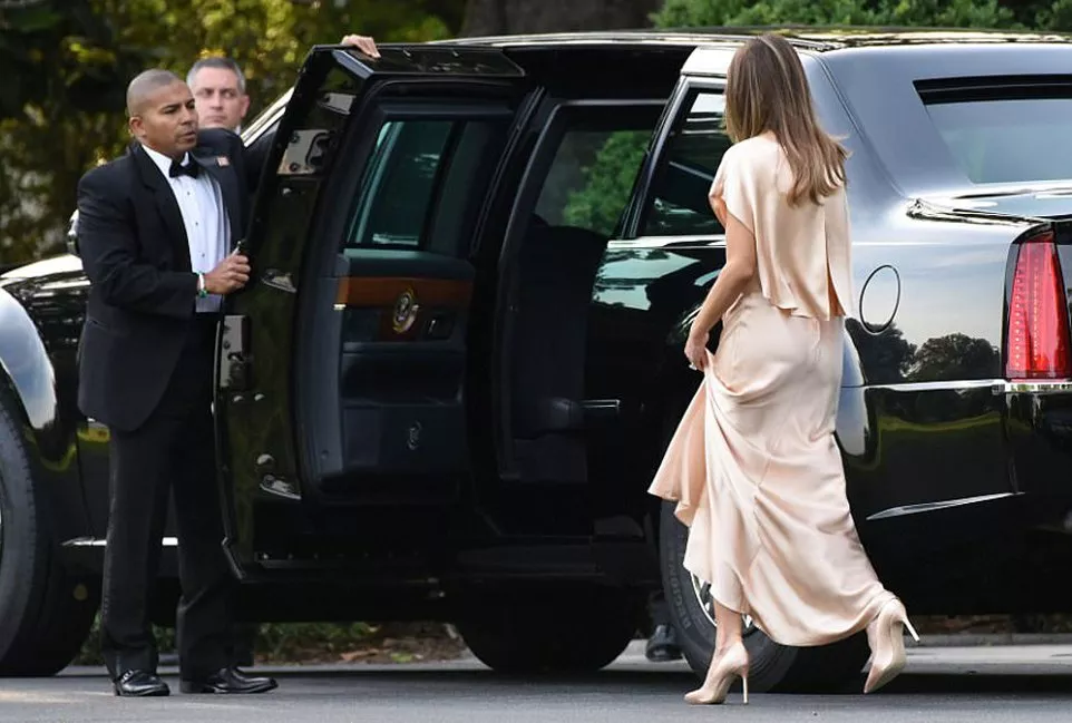 Melania وIvanka Trump تبرهنان أنّهما رائدتان في عالم الموضة في إطلالتين فائقتي الأنوثة