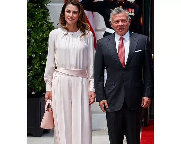 الملكة رانيا وميلانيا ترامب تلتقيان في أميركا: تناغم ساحر بين إطلالتيهما