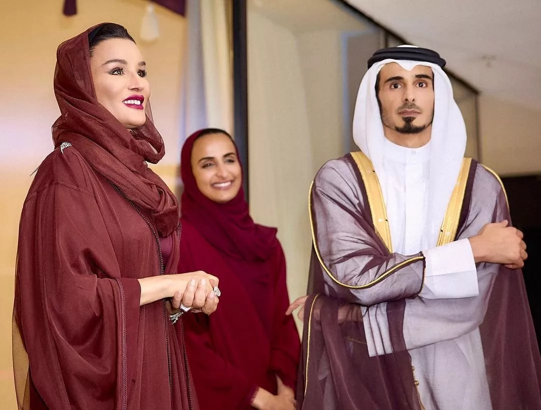 بعد 12 عام، الشيخة موزا تعيد ارتداء نفس الفستان في حفل افتتاح كاس العالم قطر 2022