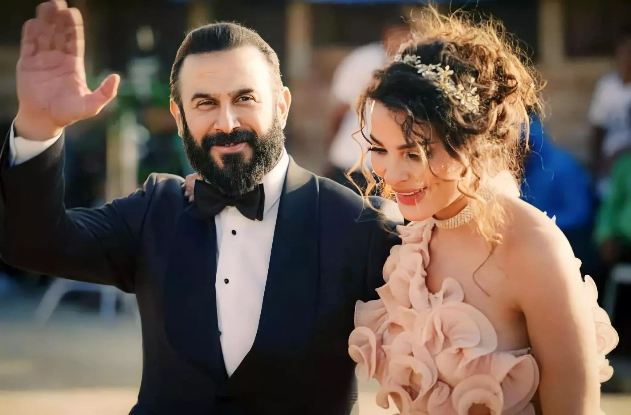 صور طلات نادين نجيم في فساتين الزفاف في مختلف مسلسلاتها