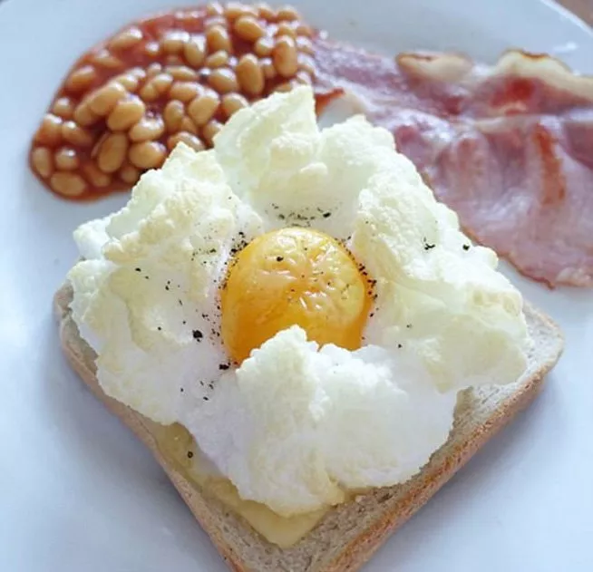 وجبة الفطور الصحية Cloud Eggs الأكثر انتشاراً  على  الإنستقرام في الآونة الأخيرة