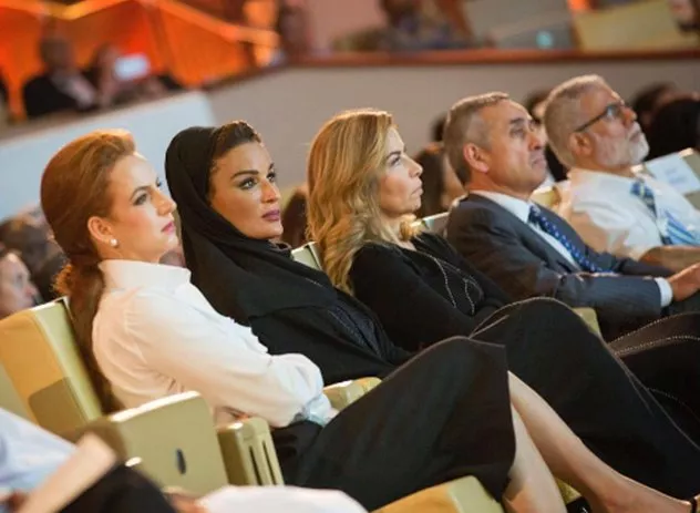 هذا الأسبوع شهد إطلالات مميزة لكلّ من الملكة رانيا، الشيخة موزا والأميرة للا سلمى