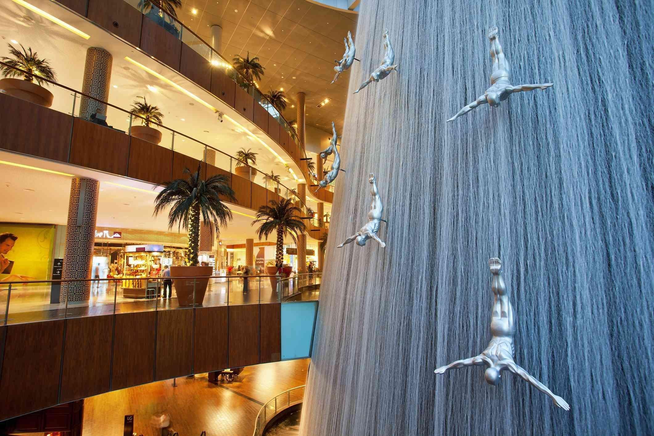 مول The Dubai Mall في دبي اجازة عيد الاضحى