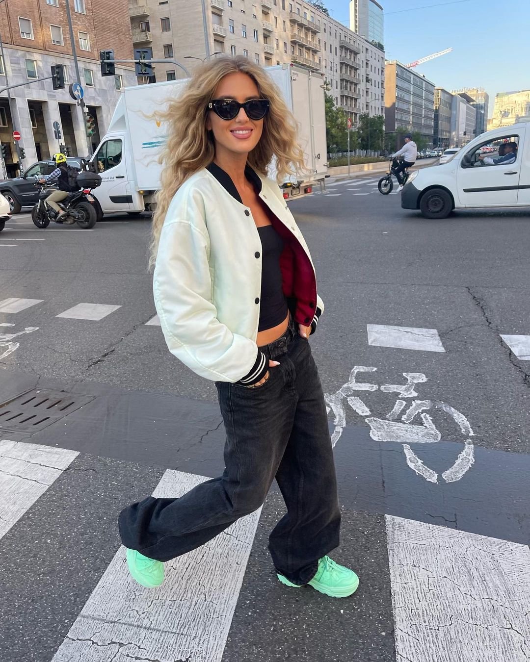 جاكيت varsity jacket موضة شتاء 2023