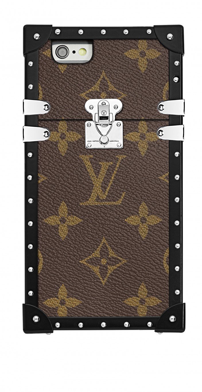 حقيبة الهاتف Petite Malle for iPhone من Louis Vuitton