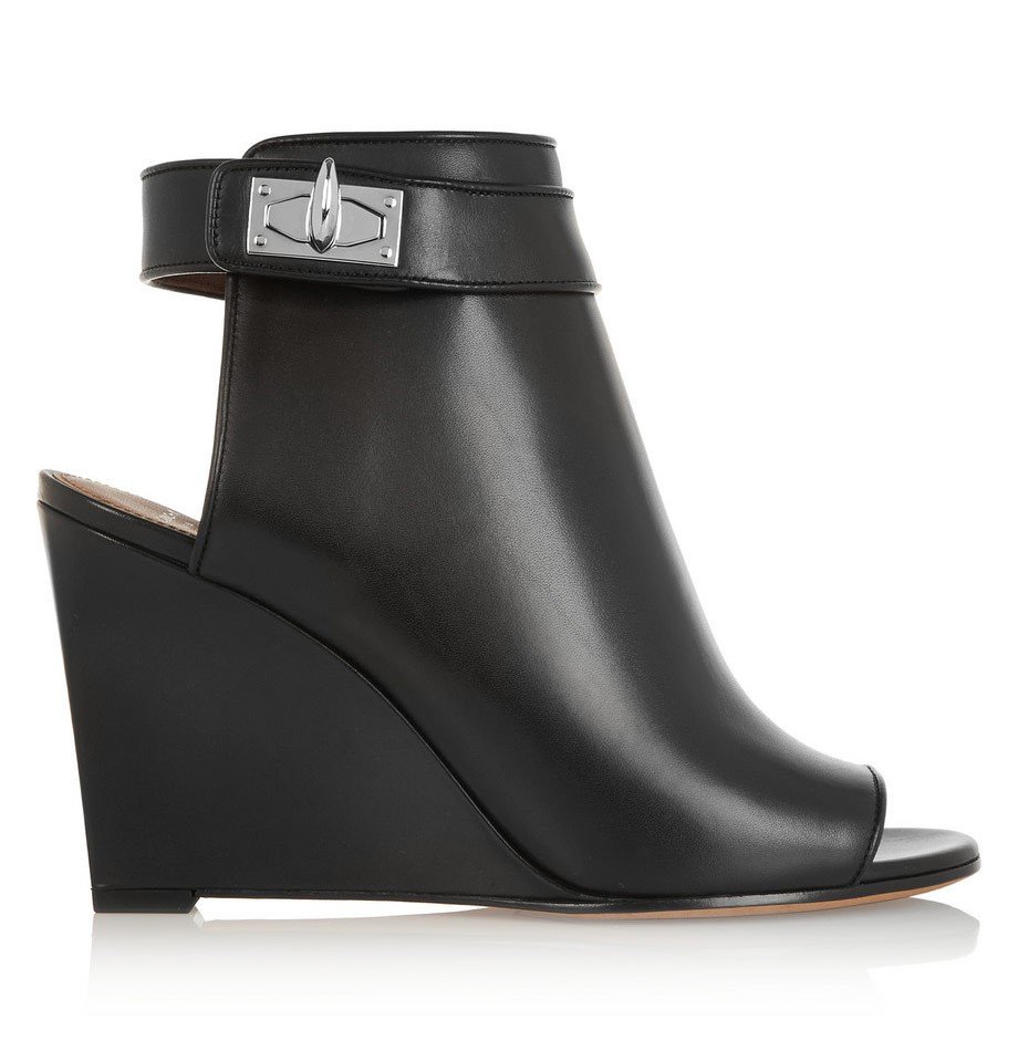 حذاء من Givenchy