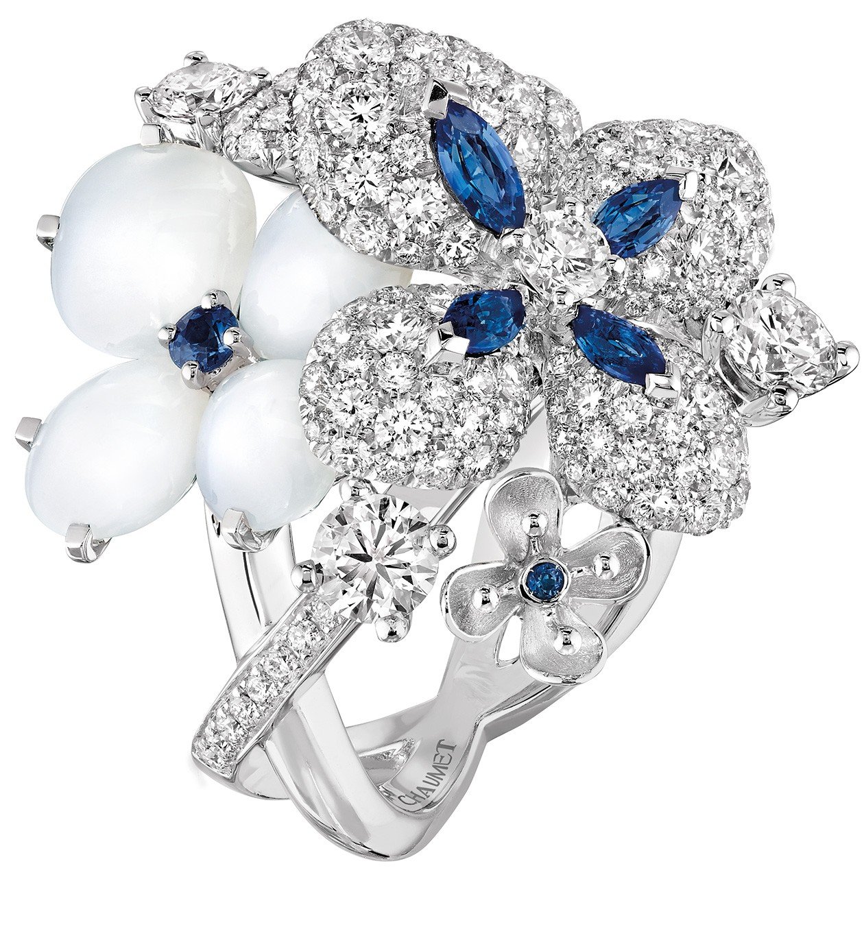 سوار Hortensia Voie Lact&eacute;e من Chaumet 