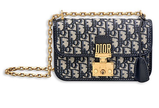 حقيبة Dior Addict من Dior