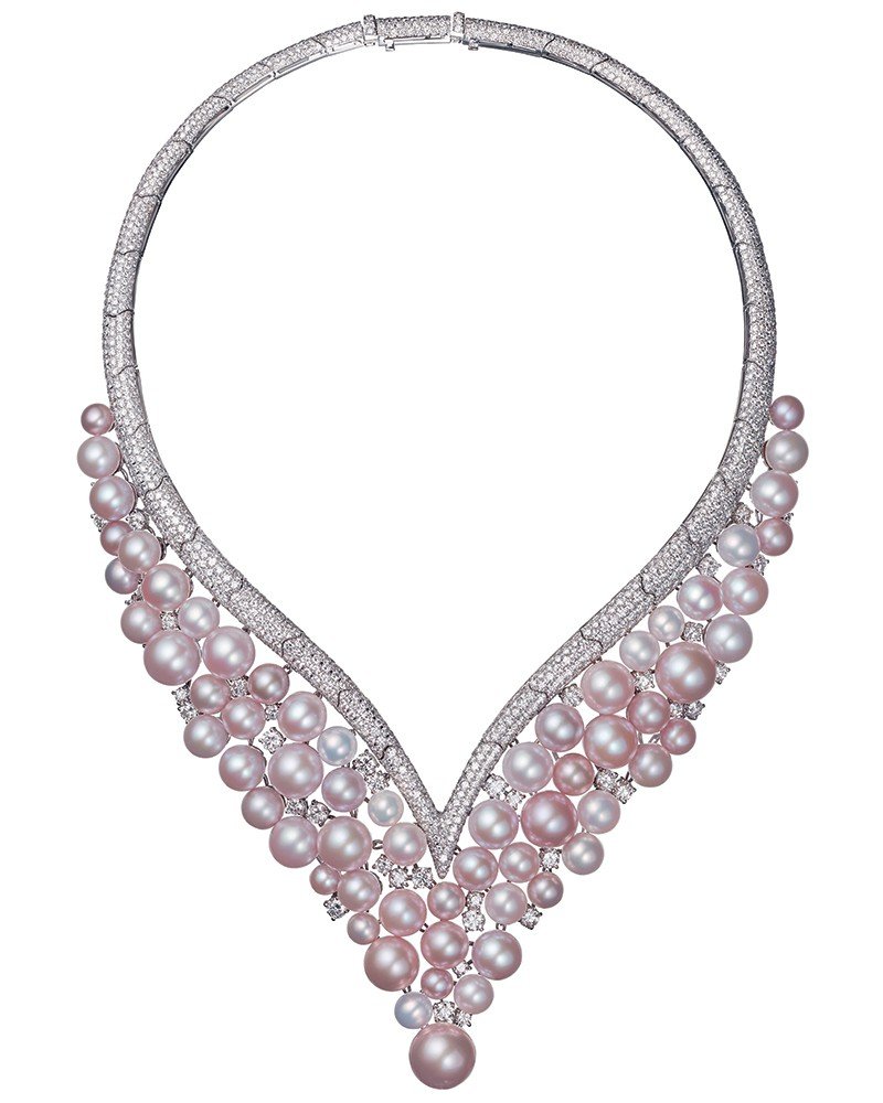 عقد Broc&eacute;liande من Adler