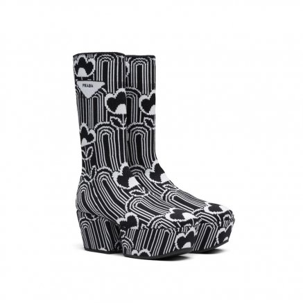 بوتس Jacquard knit platform boots من Prada