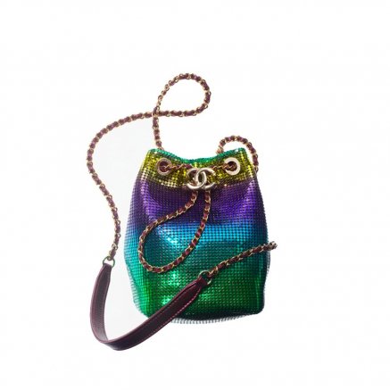 حقيبة Mini Bucket Bag من Chanel