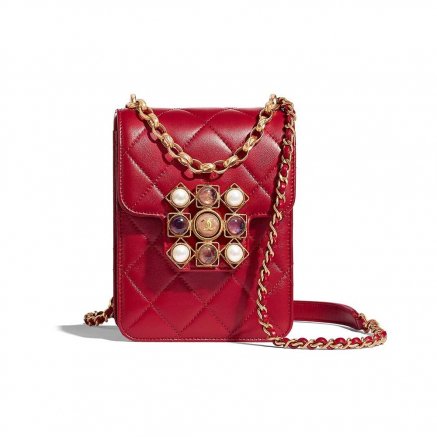 حقيبة من Chanel