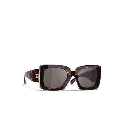 نظارات شمسية من Chanel