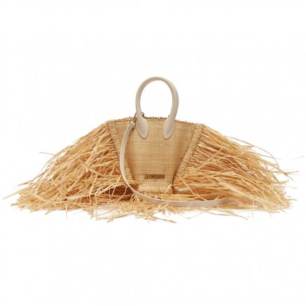 حقيبة Le Petit Baci Bag من Jacquemus