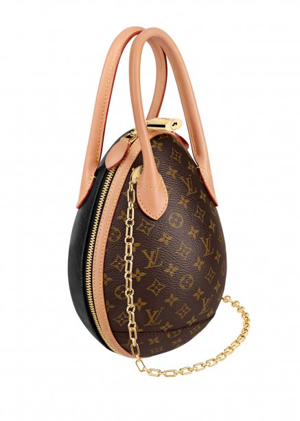 حقيبة Monogram Canvas Egg من Louis Vuitton