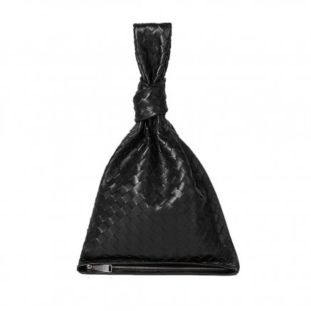 حقيبة BV Twist In Intrecciato Nappa من Bottega Veneta