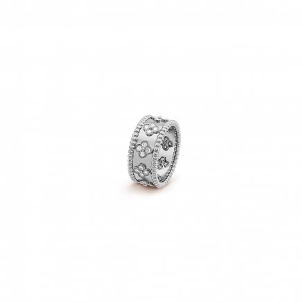 خاتم Perl&eacute;e Clover من Van Cleef & Arples