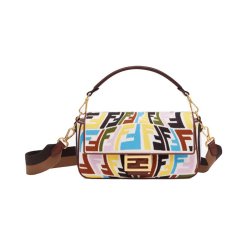 حقيبة Baguette من Fendi من مجموعة Summer Vertigo