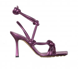 حذاء Square-toe leather sandals من Bottega Veneta