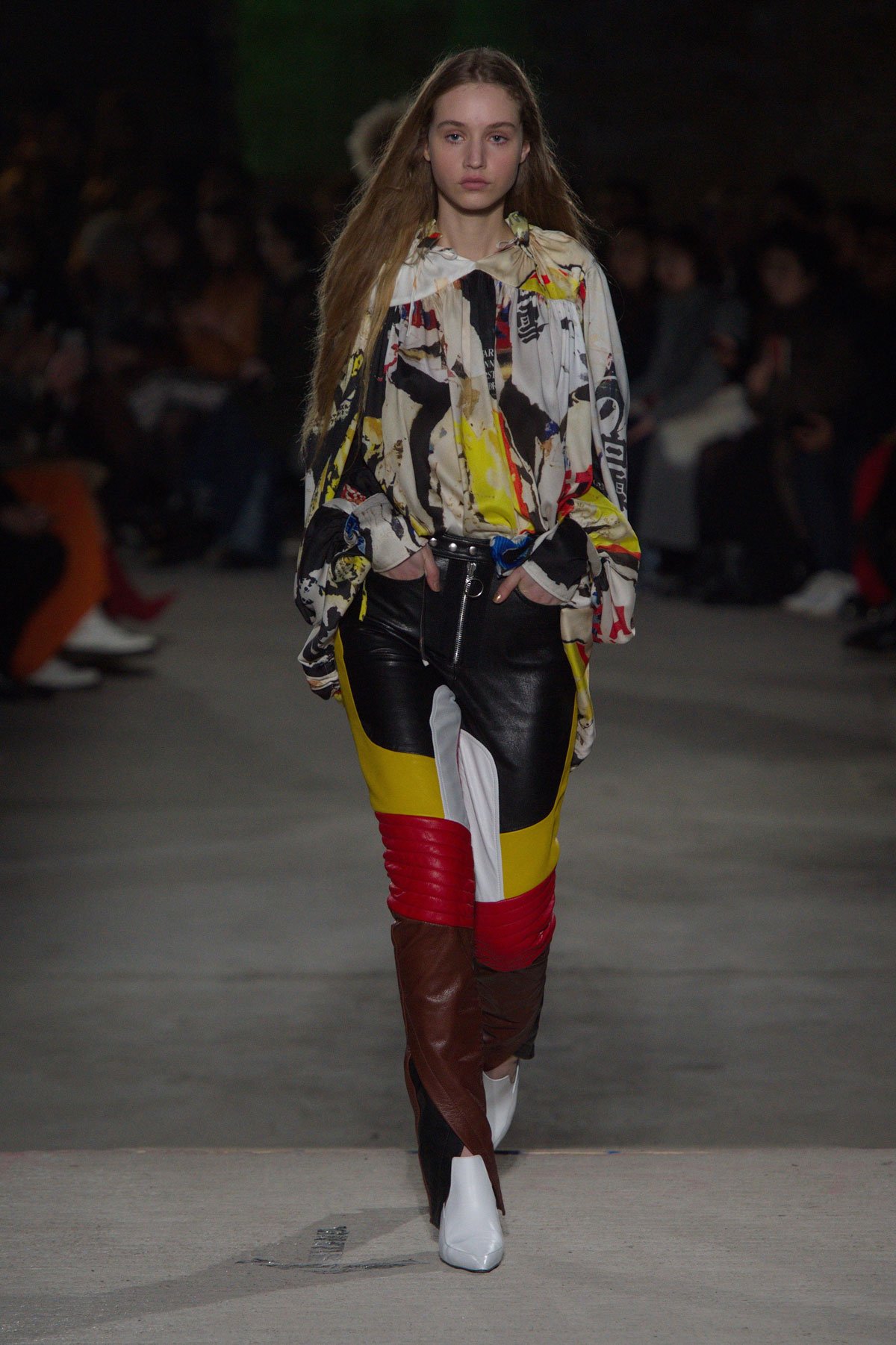 عرض أزياء Marques' Almeida  لخريف 2018، خلال أسبوع الموضة في لندن